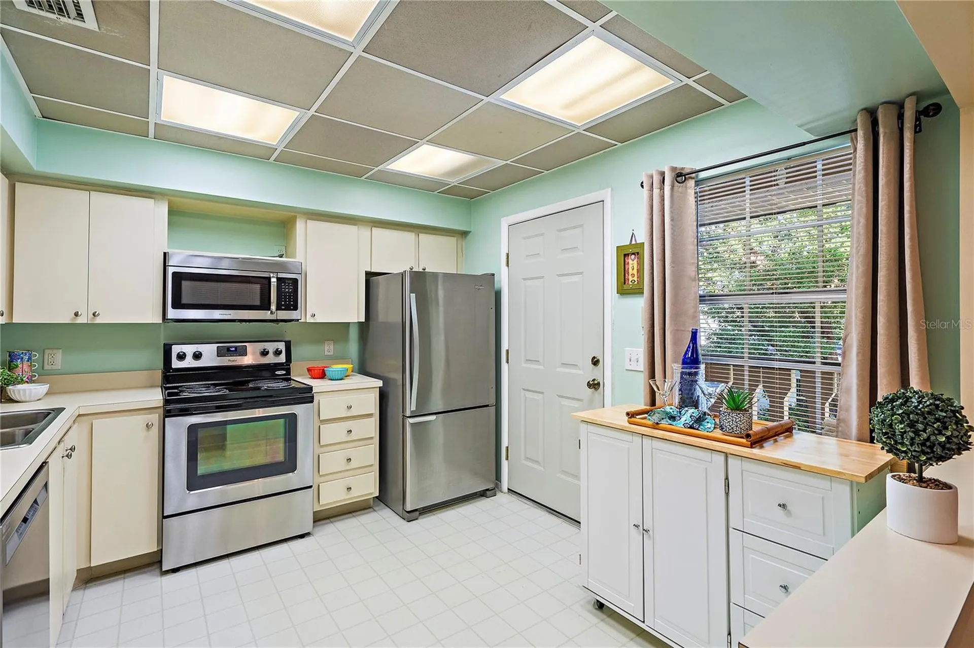 504 Cordova Green Seminole FL 33777