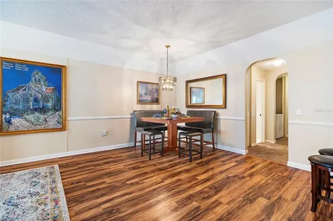 504 Cordova Green Seminole FL 33777