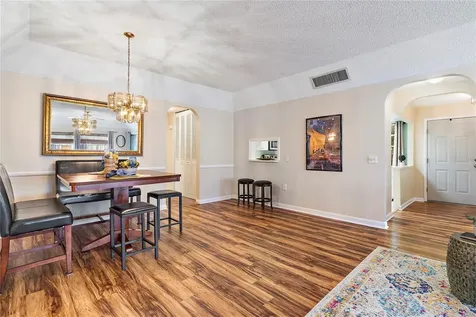 504 Cordova Green Seminole FL 33777