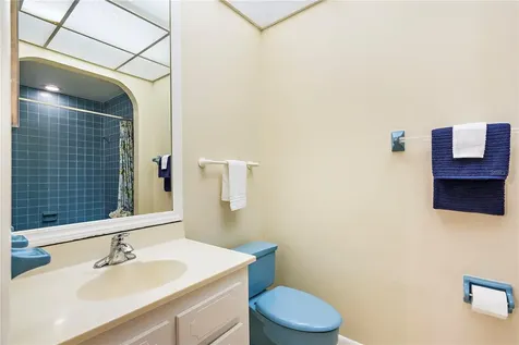 504 Cordova Green Seminole FL 33777