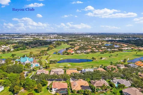 504 Cordova Green Seminole FL 33777