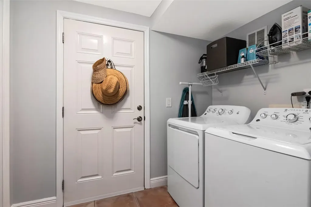 3025 W Grovewood Court Tampa FL 33629