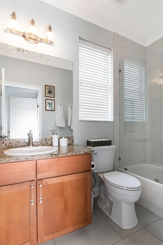 3025 W Grovewood Court Tampa FL 33629