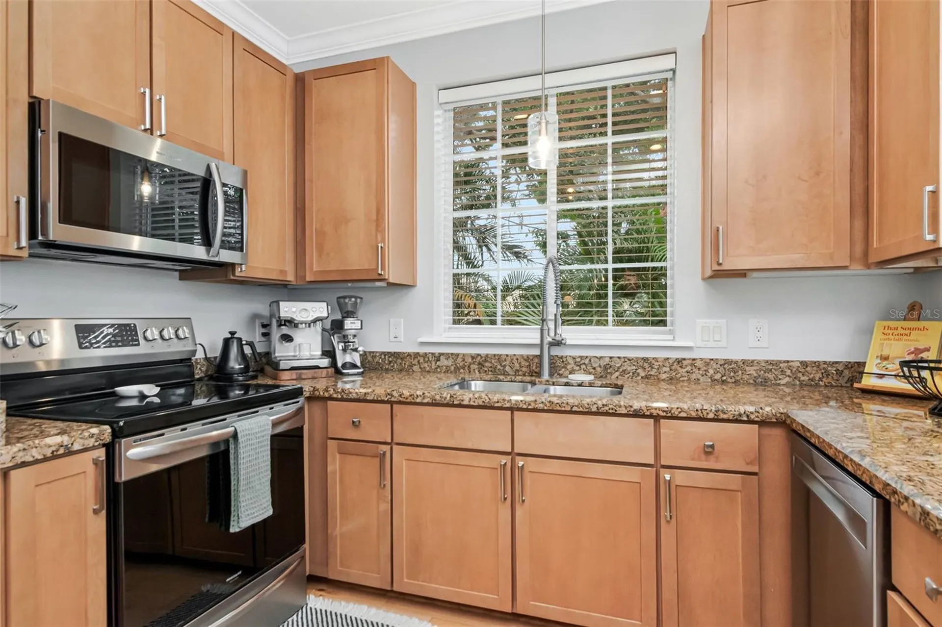3025 W Grovewood Court Tampa FL 33629