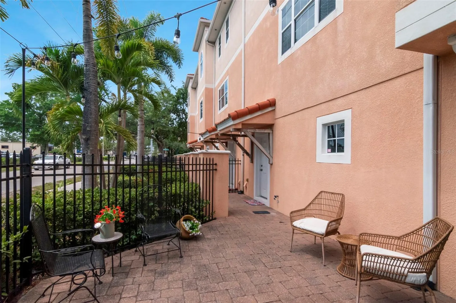 3025 W Grovewood Court Tampa FL 33629