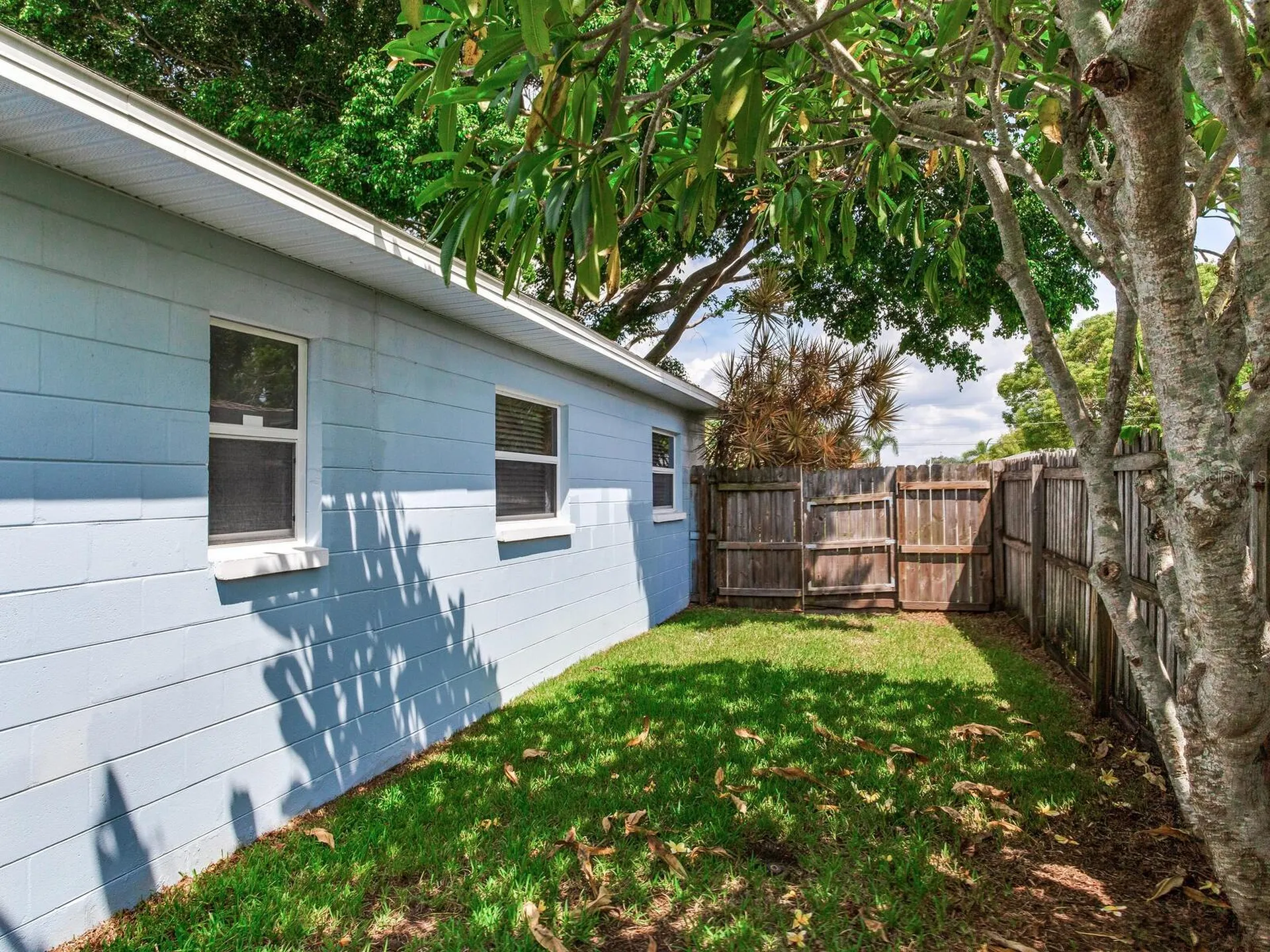 3662 24th Avenue N St Petersburg FL 33713