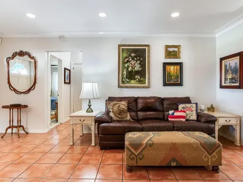 3662 24th Avenue N St Petersburg FL 33713