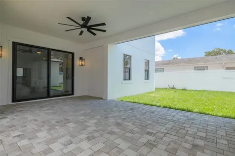 520 48th Avenue N St Petersburg FL 33703