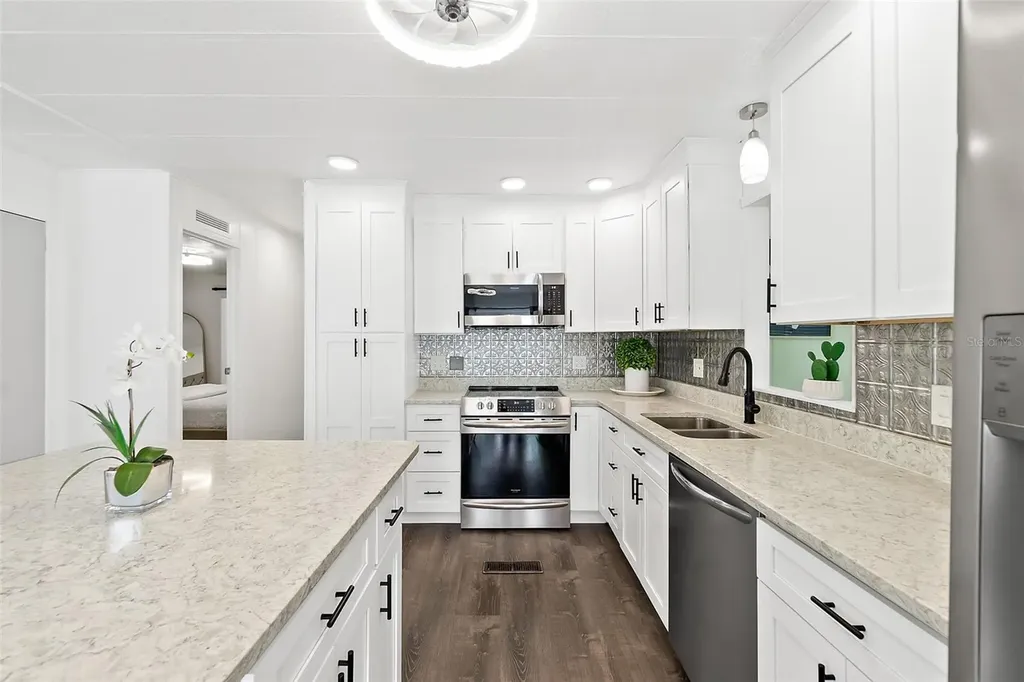 5660 Wood Street Port Orange FL 32127