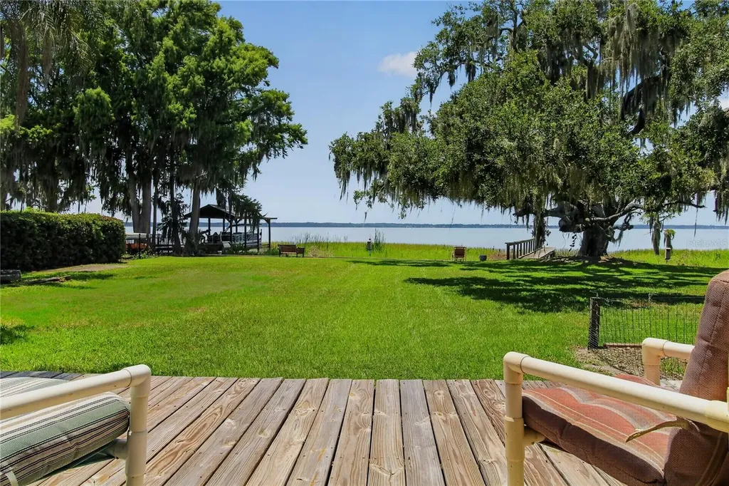 32805 Lake Eustis Drive Tavares FL 32778