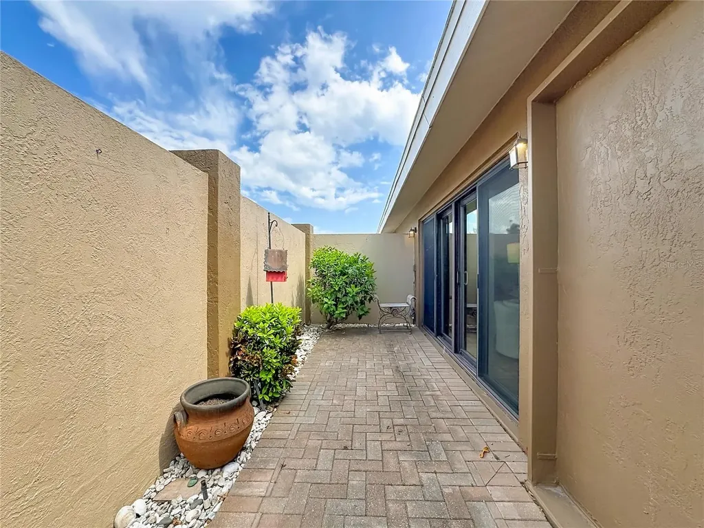 3234 Meadow Run Drive Venice FL 34293