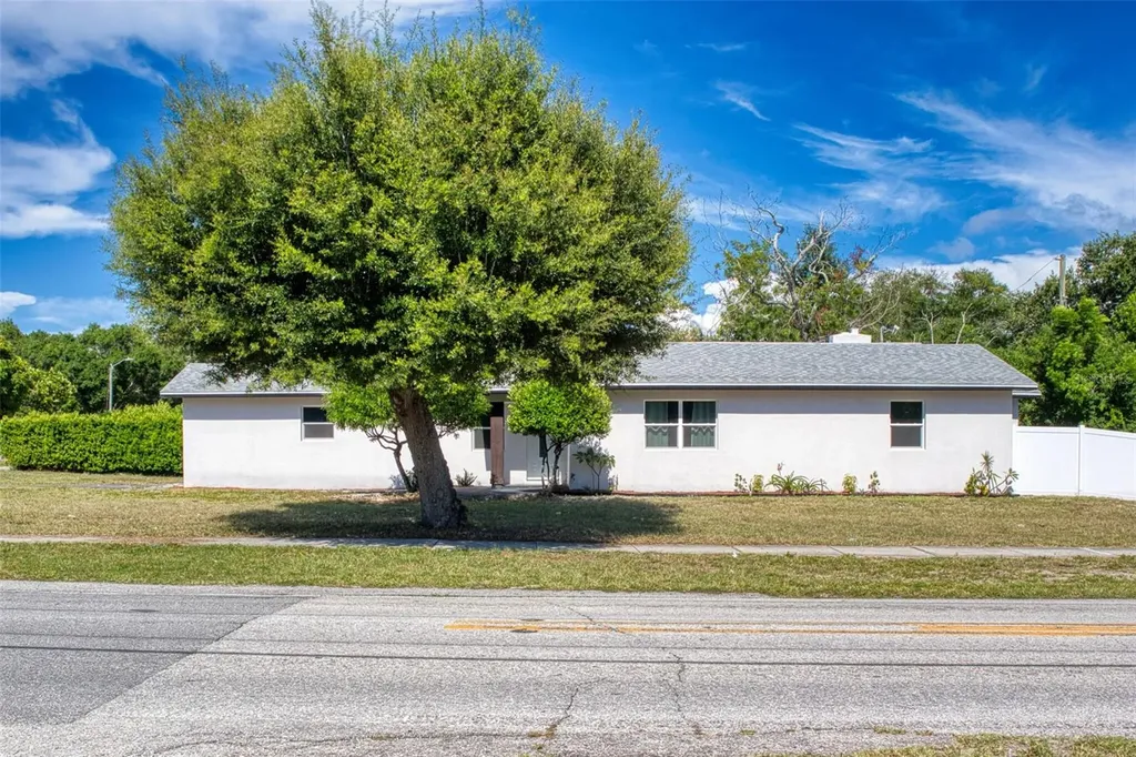 1301 Woodbine Street Clearwater FL 33755