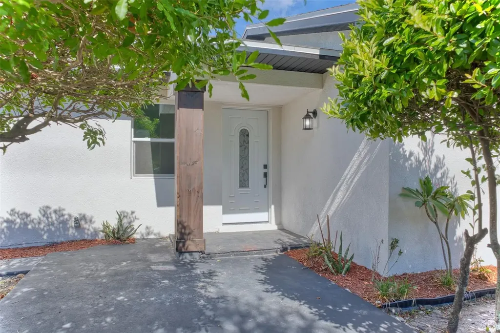 1301 Woodbine Street Clearwater FL 33755