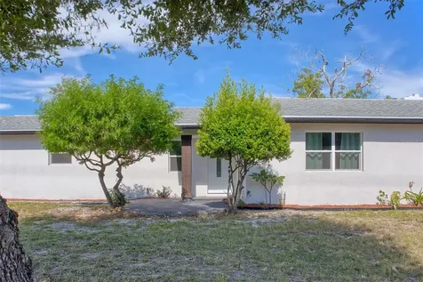 1301 Woodbine Street Clearwater FL 33755