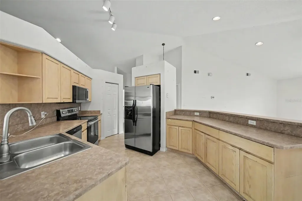 10 Burbank Drive Palm Coast FL 32137
