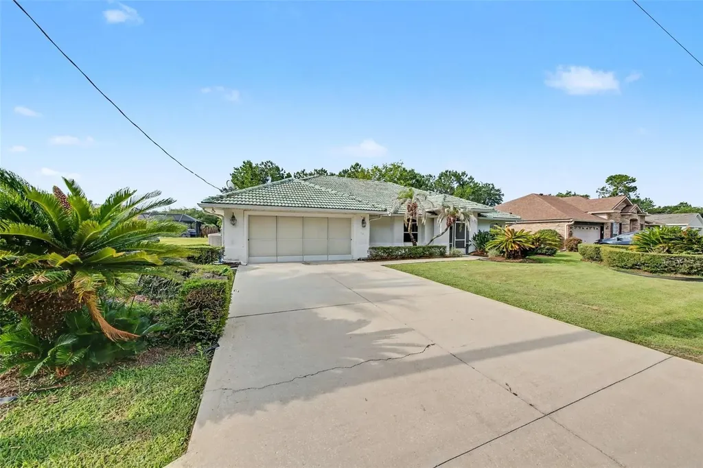 10 Burbank Drive Palm Coast FL 32137