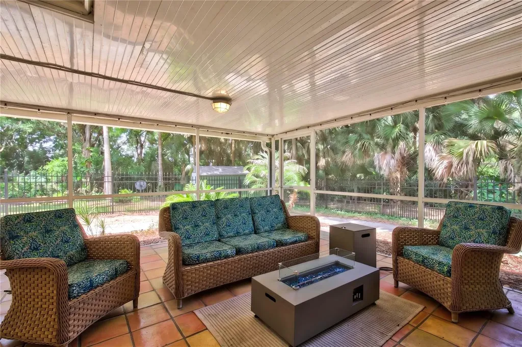 16720 Beauclaire Court Tavares FL 32778