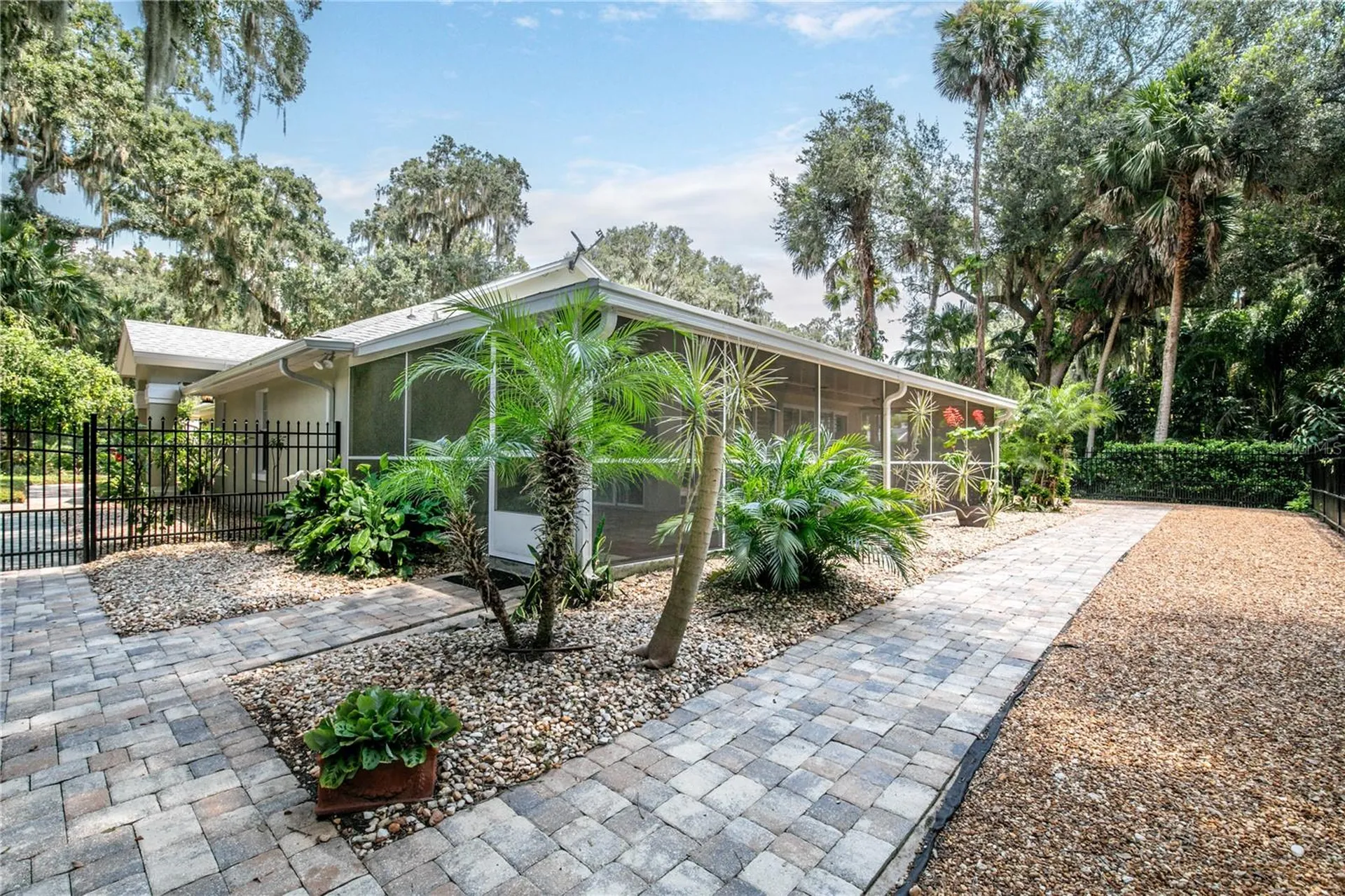 16720 Beauclaire Court Tavares FL 32778