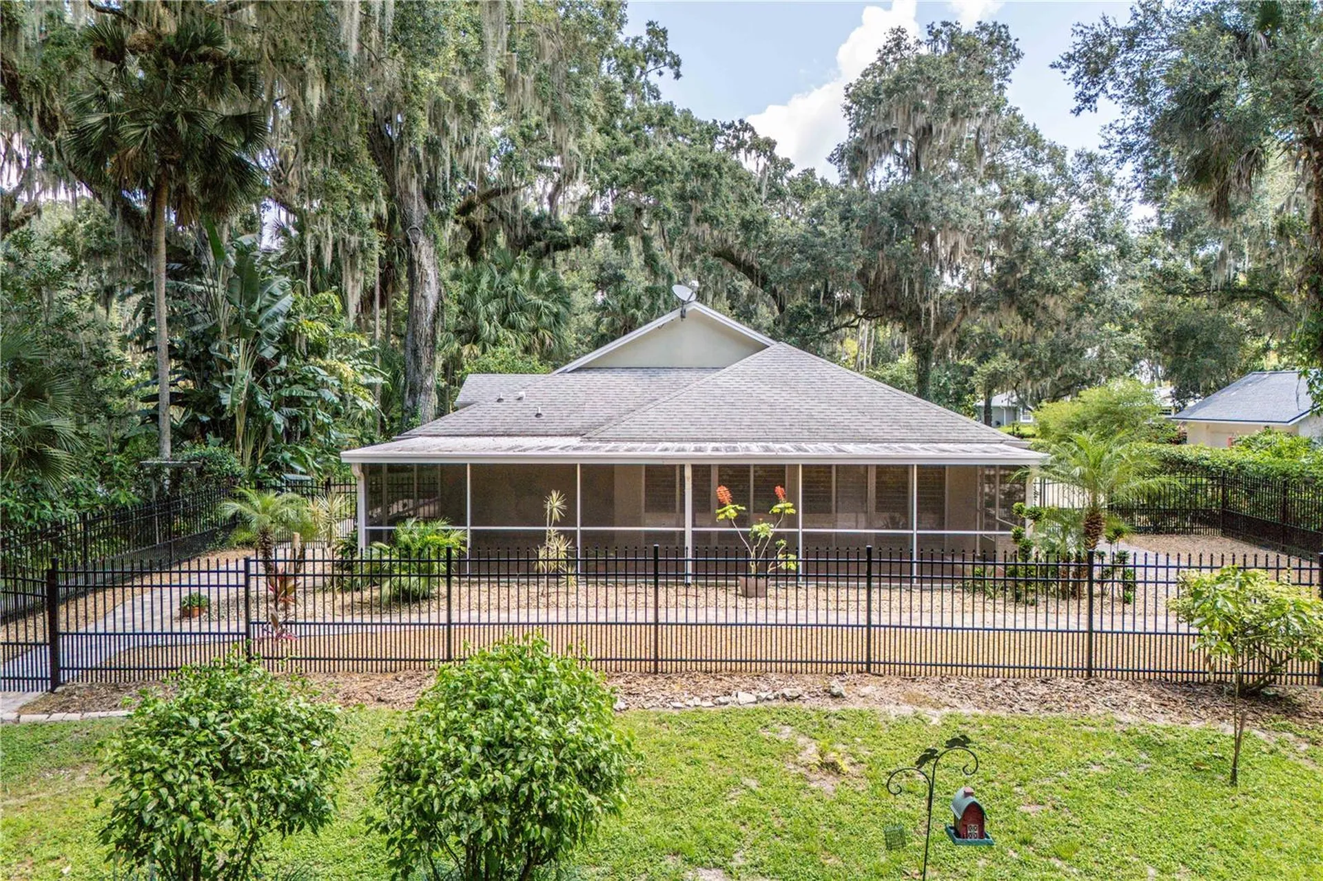 16720 Beauclaire Court Tavares FL 32778