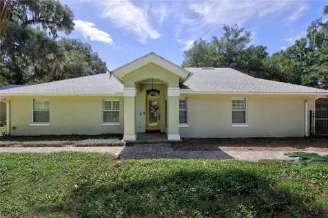 16720 Beauclaire Court Tavares FL 32778