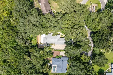 16720 Beauclaire Court Tavares FL 32778