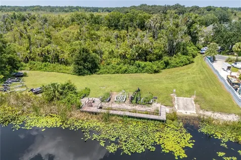 16720 Beauclaire Court Tavares FL 32778