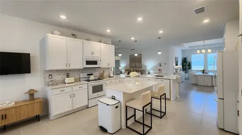 2095 Rider Rain Lane Apopka FL 32703
