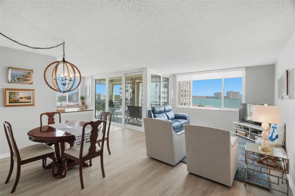 6372 Palma Del Mar Boulevard S St Petersburg FL 33715