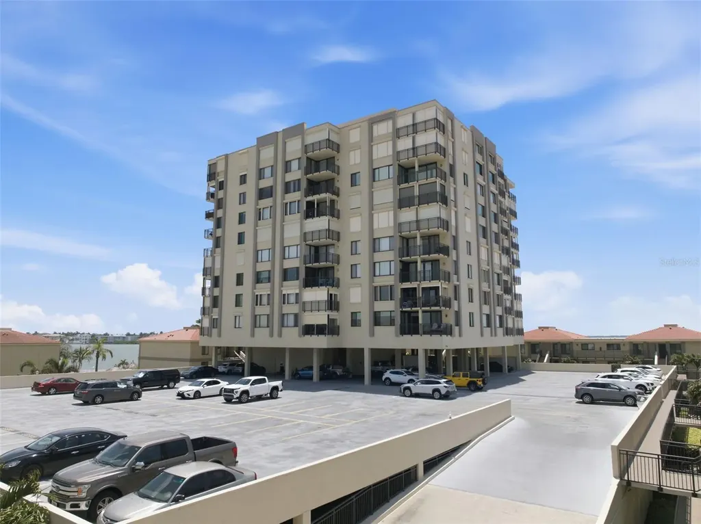 6372 Palma Del Mar Boulevard S St Petersburg FL 33715