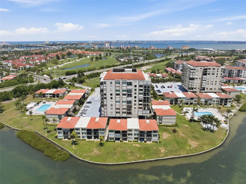 6372 Palma Del Mar Boulevard S St Petersburg FL 33715