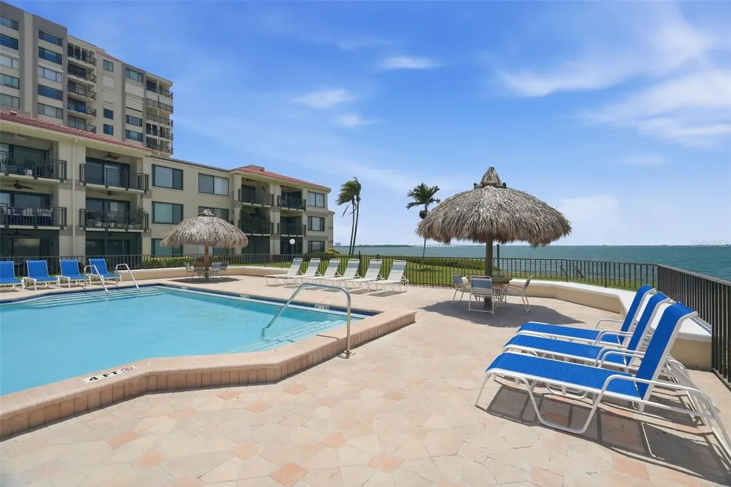 6372 Palma Del Mar Boulevard S St Petersburg FL 33715