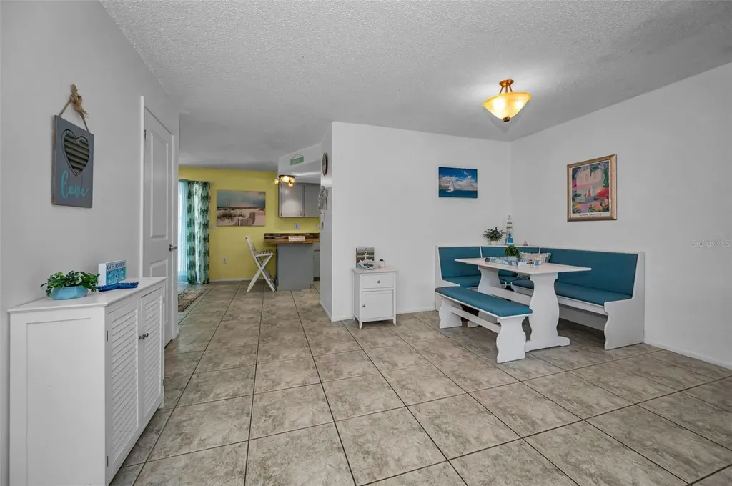 505 Whispering Oak Drive Tarpon Springs FL 34689