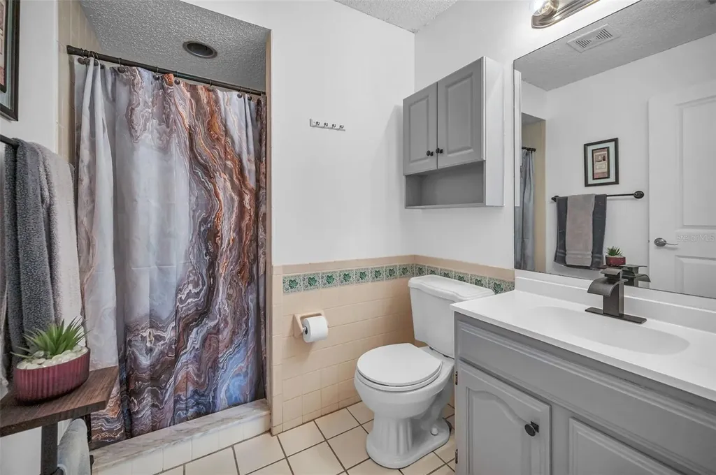 505 Whispering Oak Drive Tarpon Springs FL 34689