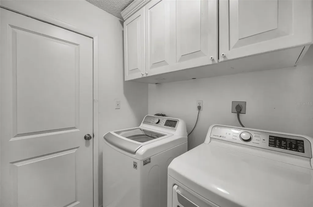 505 Whispering Oak Drive Tarpon Springs FL 34689