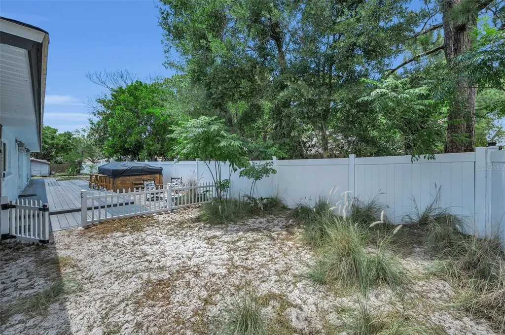 505 Whispering Oak Drive Tarpon Springs FL 34689