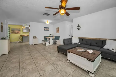 505 Whispering Oak Drive Tarpon Springs FL 34689