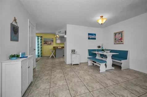 505 Whispering Oak Drive Tarpon Springs FL 34689