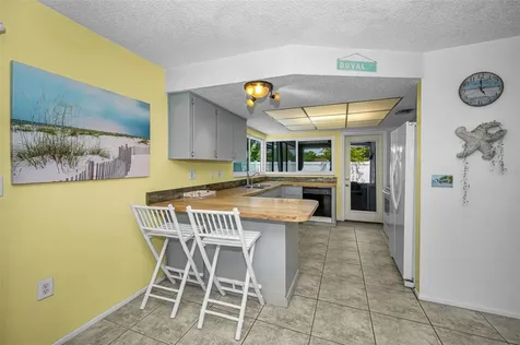 505 Whispering Oak Drive Tarpon Springs FL 34689