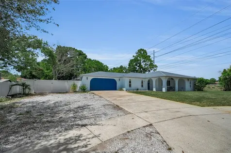 505 Whispering Oak Drive Tarpon Springs FL 34689