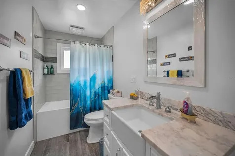 505 Whispering Oak Drive Tarpon Springs FL 34689