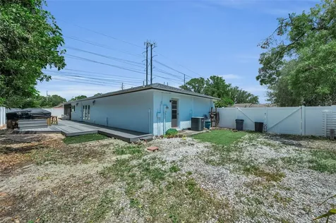 505 Whispering Oak Drive Tarpon Springs FL 34689