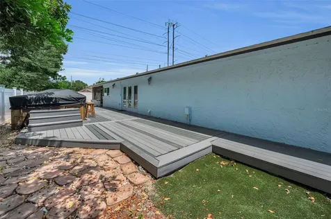 505 Whispering Oak Drive Tarpon Springs FL 34689