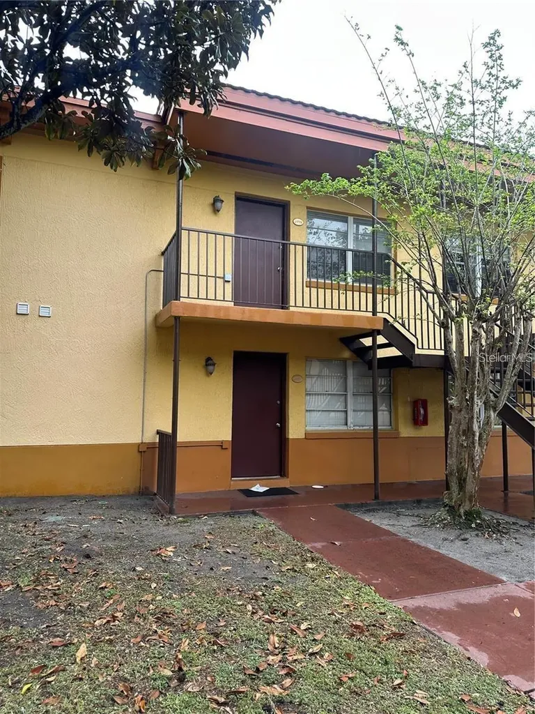 778 Ridenhour Circle Orlando FL 32809