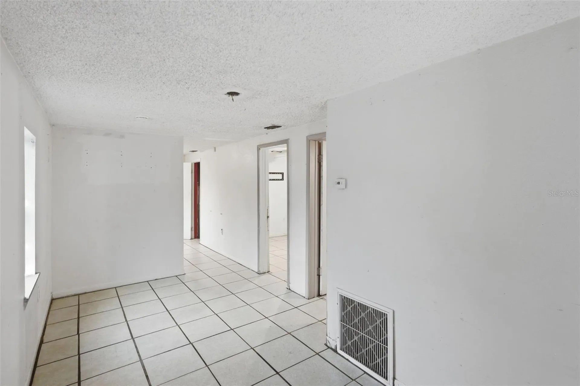 1215 S Delaware Avenue Deland FL 32720