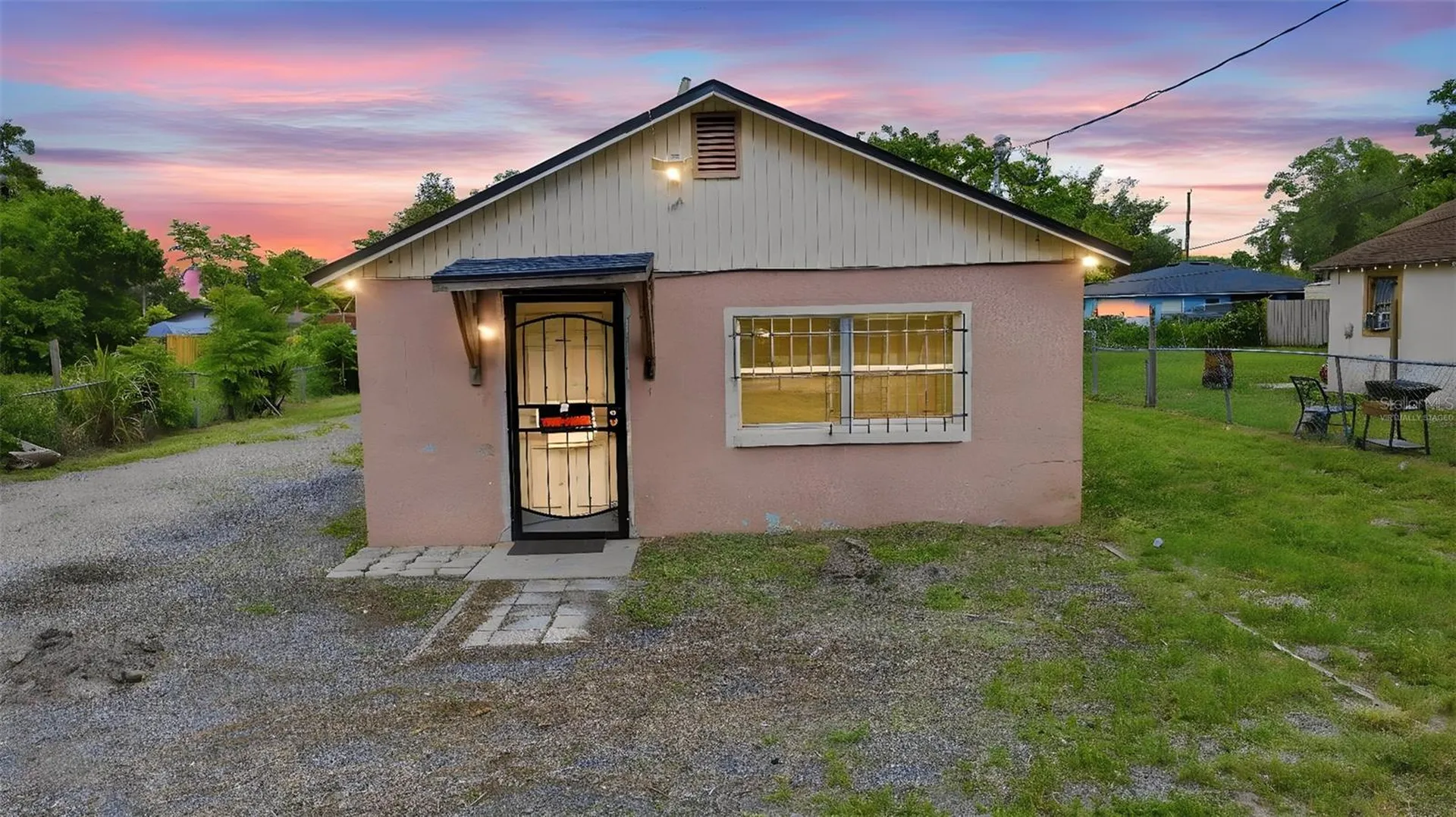1215 S Delaware Avenue Deland FL 32720
