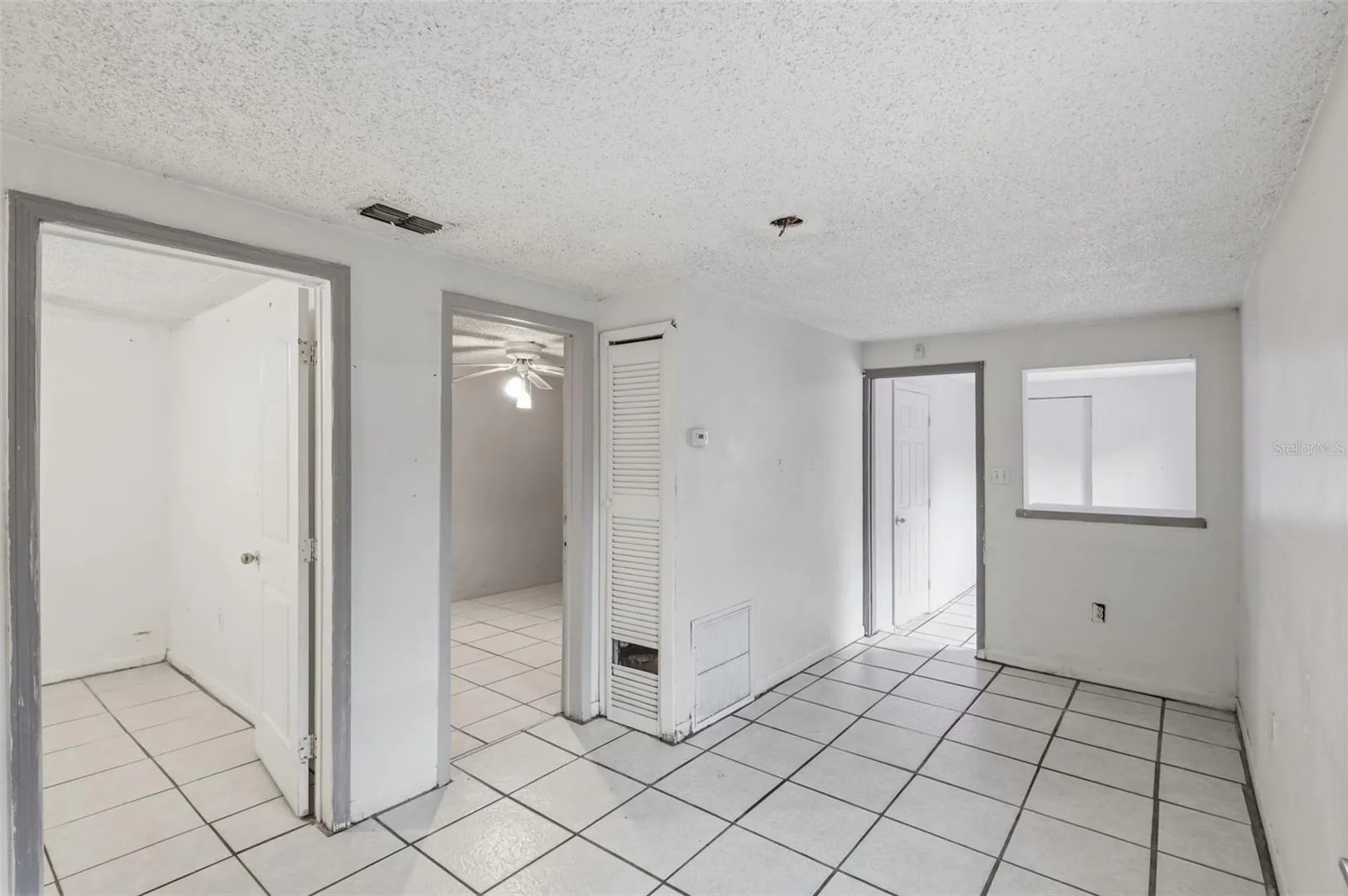 1215 S Delaware Avenue Deland FL 32720