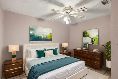 1215 S Delaware Avenue Deland FL 32720