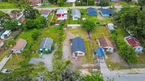 1215 S Delaware Avenue Deland FL 32720