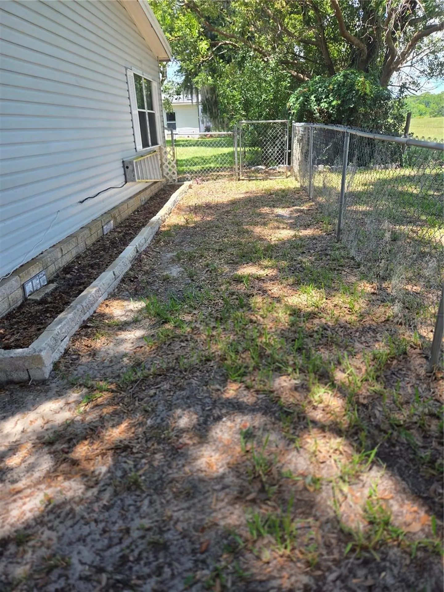 3224 Manatee Road Tavares FL 32778