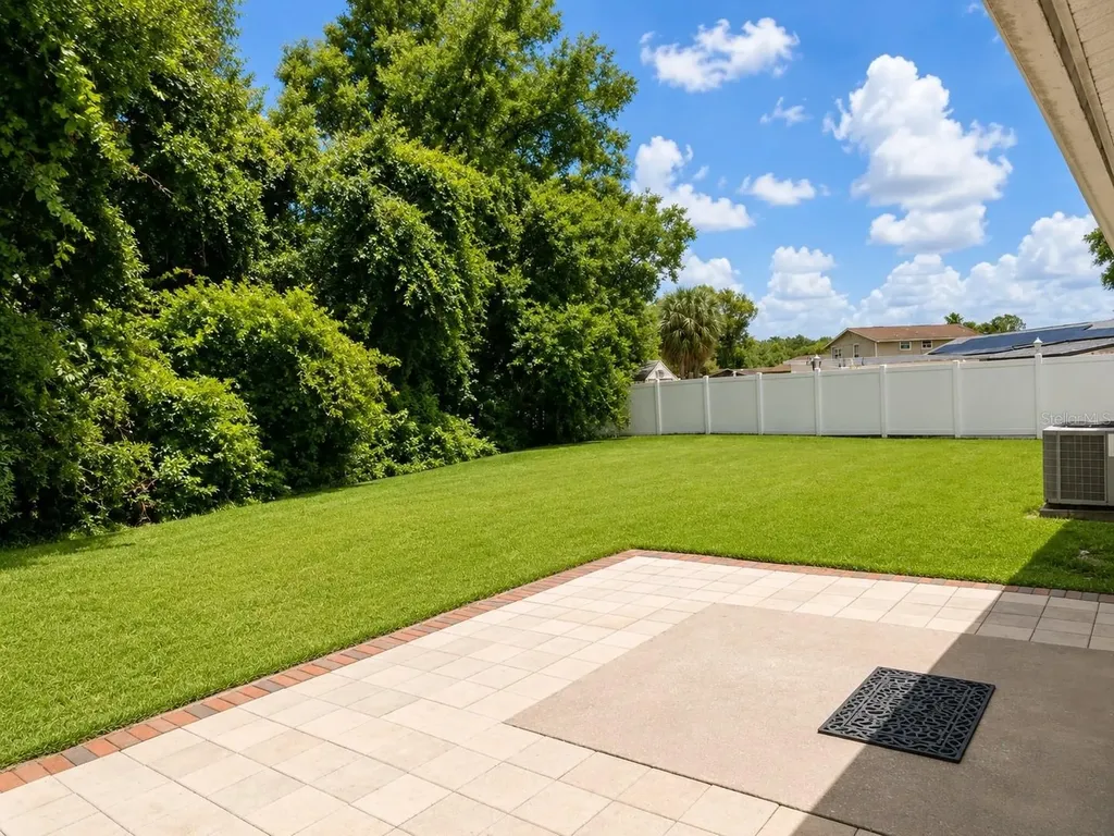 16518 Silverhill Drive Tampa FL 33624